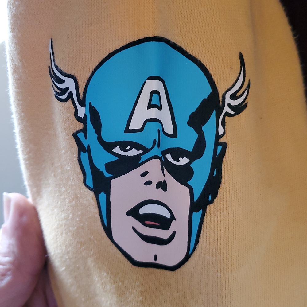 Marvel Yellow Graphic Pullover Hoodie - Men. Spiderman.Hulk.Thor.Captain America